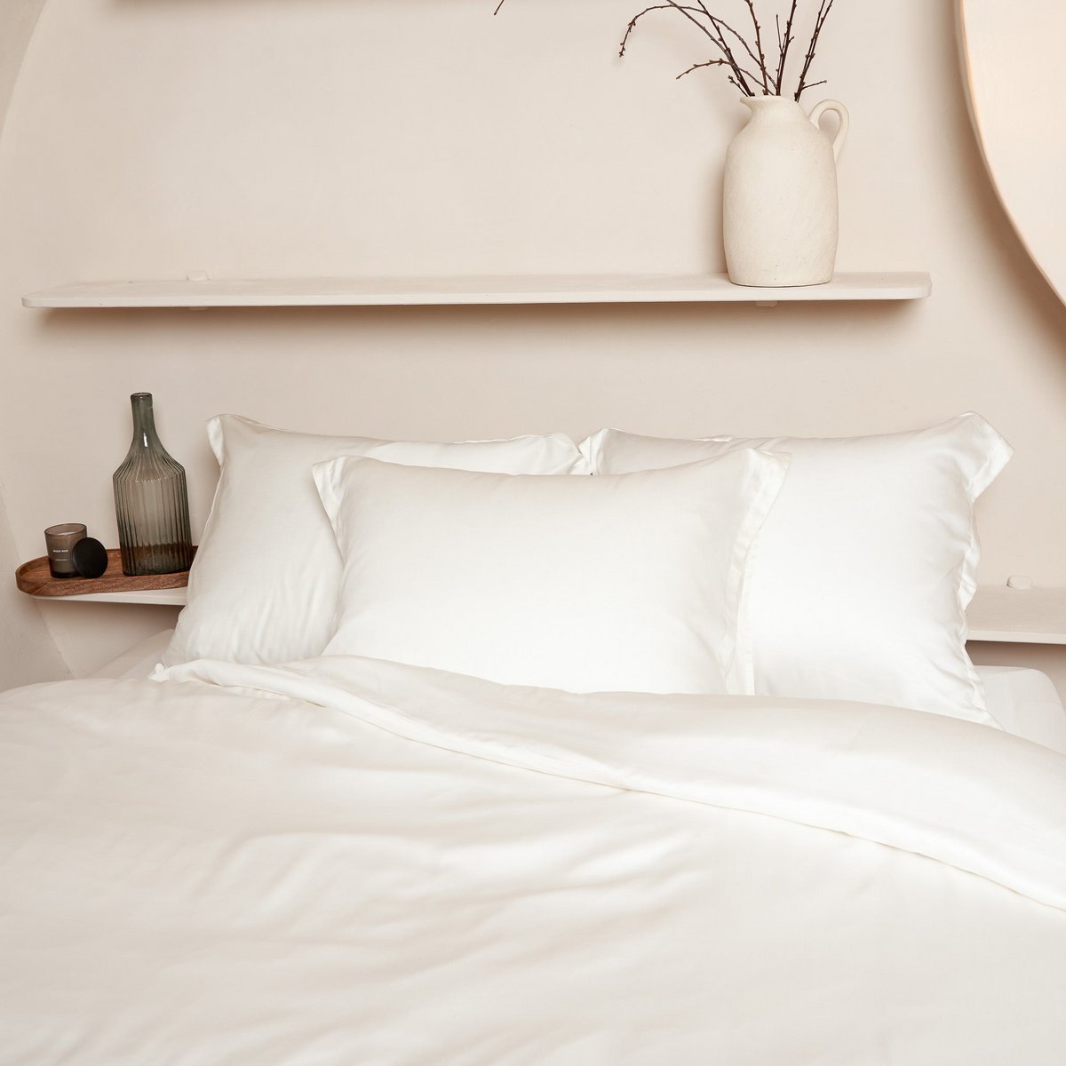 Luxuriöse TENCEL™ Lyocell Satin Bettwäsche - seidig-weich & atmungsaktiv (gebrochenes weiß)