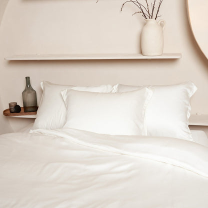Luxuriöse TENCEL™ Lyocell Satin Bettwäsche - seidig-weich & atmungsaktiv (gebrochenes weiß)