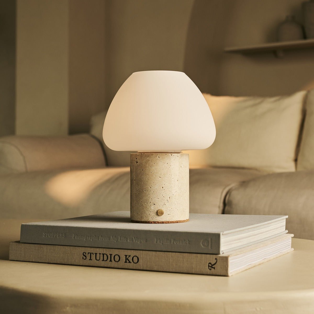 Wiederaufladbare Marmor Lampe   Dimmfunktion beige SONVELIA