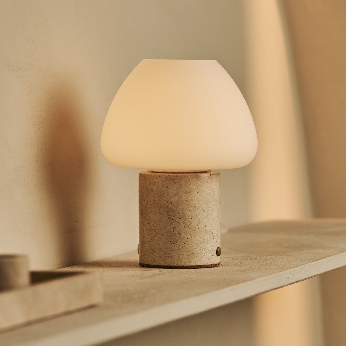 Wiederaufladbare Marmor Lampe   Dimmfunktion beige SONVELIA