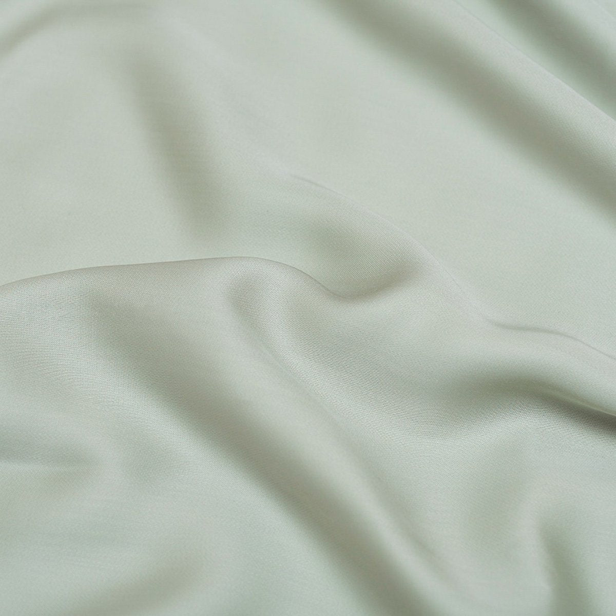 Kissenbezug TENCEL™ Satin - seidig weich & hautfreundlich (Graugrün)