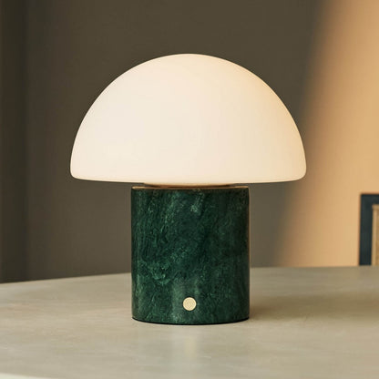 Marmor Lampe - Einzigartige wiederaufladbare Lampe mit 3 Lichtfarben und Dimmfunktion (Maris Green / Verde Alpi)